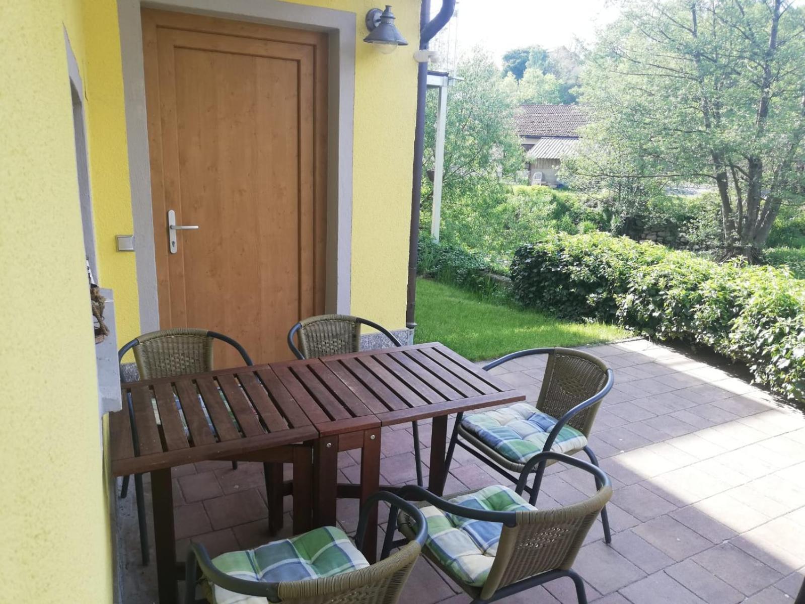Ferienwohnung Und Sommerhaus Unter Der Burg Falkenberg  Buitenkant foto